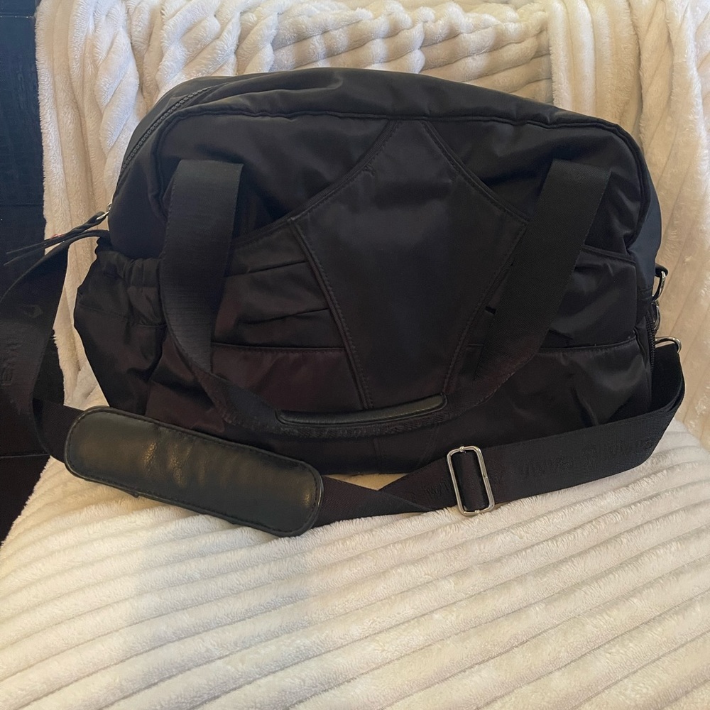 Lululemon sports bag  Mint condition